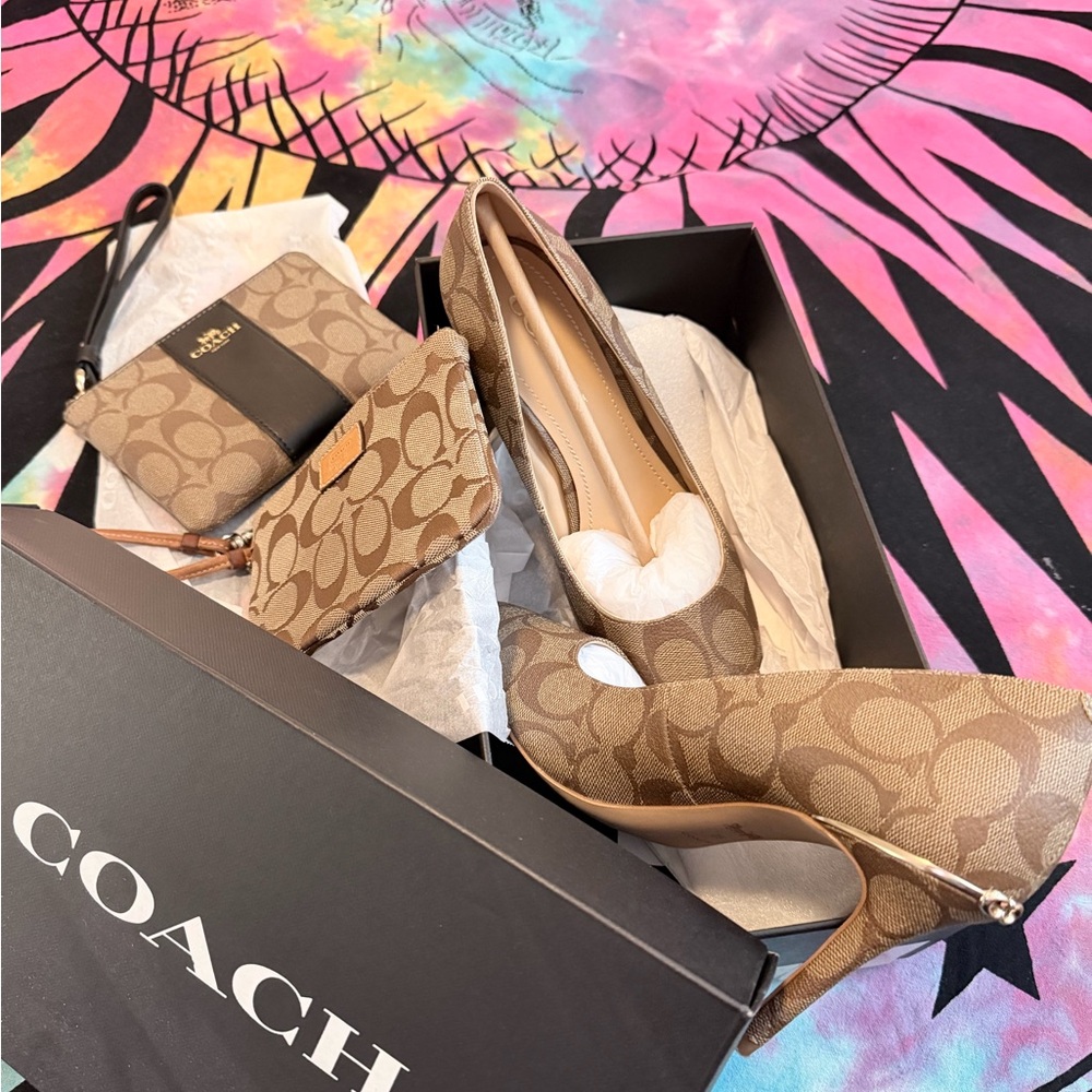 Coach Tan Patterned Women's Heels